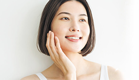 水さえ使わない自然由来100%の化粧水