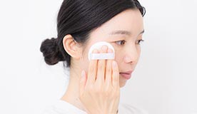 お顔のルーセントパウダーとして
