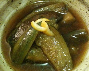 ヘチマと夏野菜の炒め物
