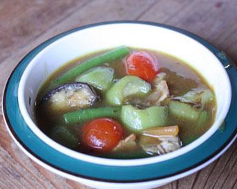ヘチマ入り　スープカレー